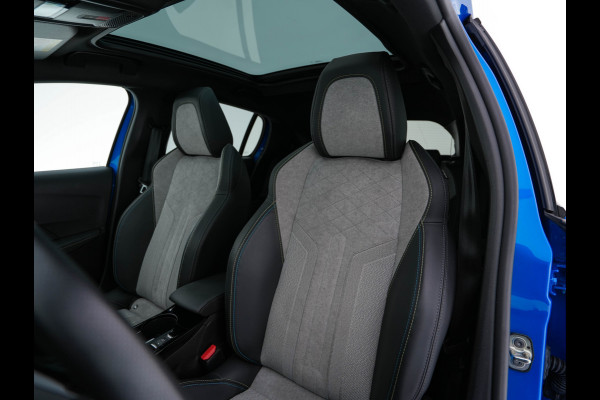 Peugeot e-208 EV GT 350 50 kWh [ 3-Fase ] (INCL.BTW) *PANO | FULL-LED | DIGI-COCKPIT | BLINDSPOT | CAMERA | LEATHER-ALCANTARA | AMBIENT-LIGHT | NAVI-FULLMAP | LANE-ASSIST | KEYLESS | DAB | CCS-FASTLOADER | HEATED-SPORTSEATS | 17''ALU