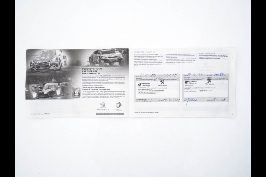 Peugeot e-208 EV GT 350 50 kWh [ 3-Fase ] (INCL.BTW) *PANO | FULL-LED | DIGI-COCKPIT | BLINDSPOT | CAMERA | LEATHER-ALCANTARA | AMBIENT-LIGHT | NAVI-FULLMAP | LANE-ASSIST | KEYLESS | DAB | CCS-FASTLOADER | HEATED-SPORTSEATS | 17''ALU