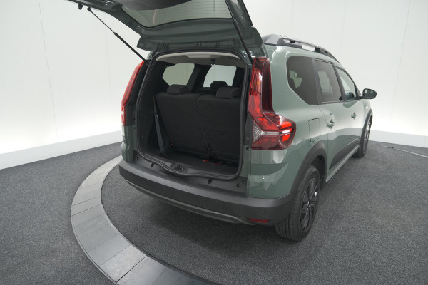 Dacia Jogger TCe 100 ECO-G LPG Expression | 7 Zitplaatsen | Camera | Dodehoekdetectie | Navigatie
