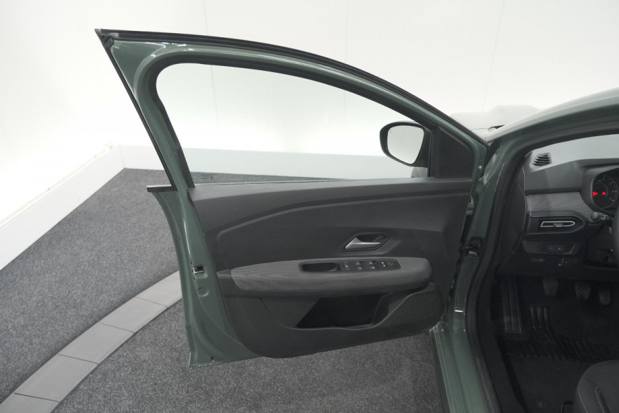 Dacia Jogger TCe 100 ECO-G LPG Expression | 7 Zitplaatsen | Camera | Dodehoekdetectie | Navigatie