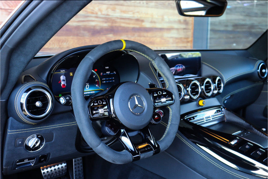 Mercedes-Benz AMG GTR 4.0 R PRO **Ceramic/Achterasbesturing/Full carbon**