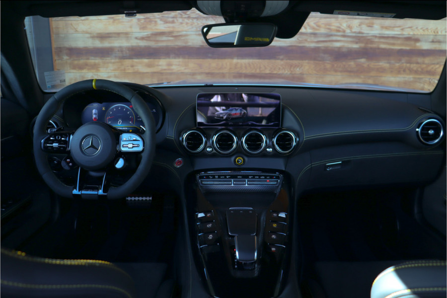 Mercedes-Benz AMG GTR 4.0 R PRO **Ceramic/Achterasbesturing/Full carbon**