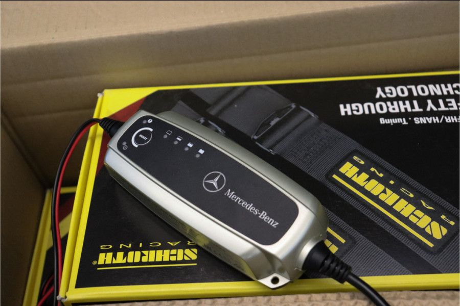 Mercedes-Benz AMG GTR 4.0 R PRO **Ceramic/Achterasbesturing/Full carbon**