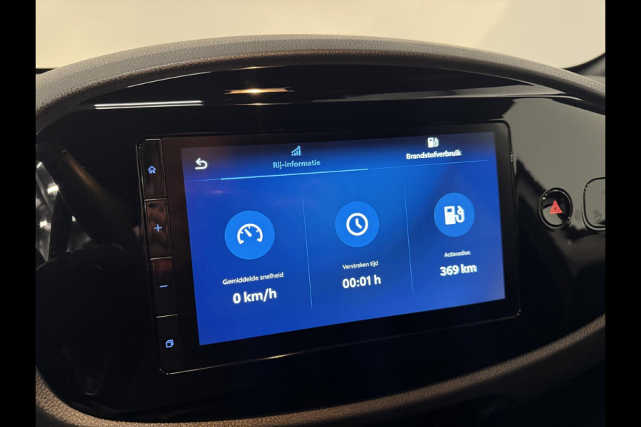 Toyota Aygo X 1.0 VVT-i Automaat Pulse Navigatie Apple Carplay/Android Auto Camera 17" Lichtmetalen Velgen Climate Control Adaptive Cruise Control Two Tone