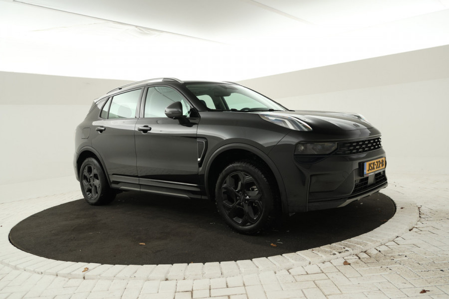 Lynk & Co 01 1.5 all black, navigatie, climate