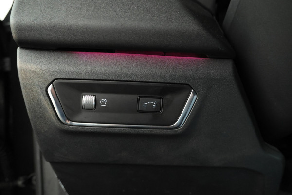 Lynk & Co 01 1.5 all black, navigatie, climate