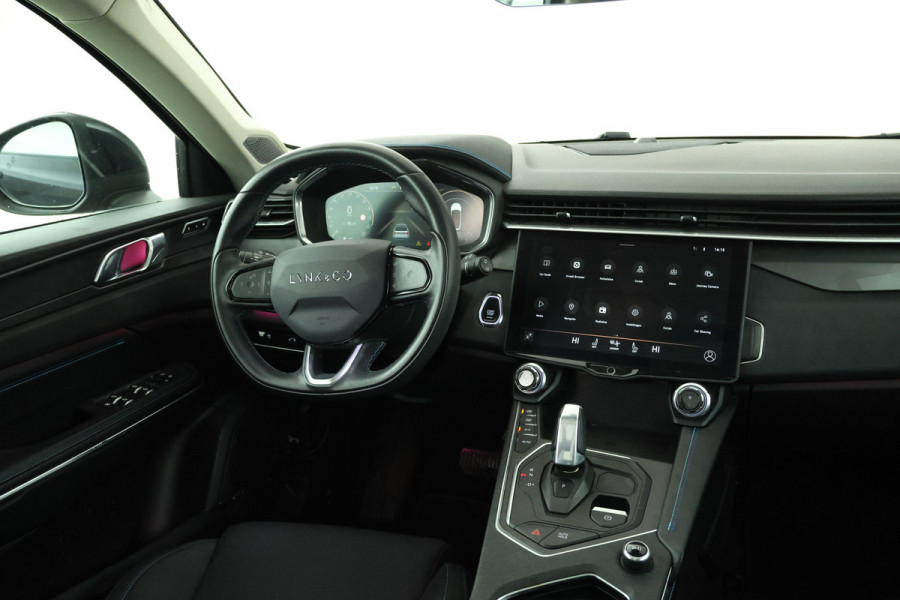 Lynk & Co 01 1.5 all black, navigatie, climate