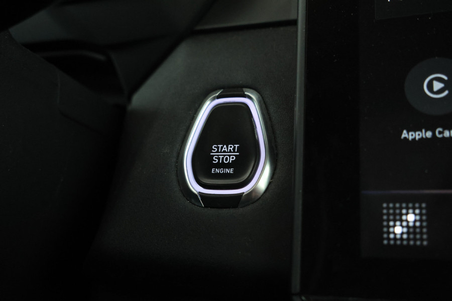 Lynk & Co 01 1.5 all black, navigatie, climate