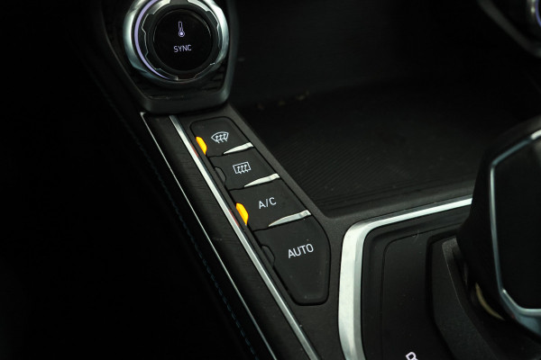 Lynk & Co 01 1.5 all black, navigatie, climate