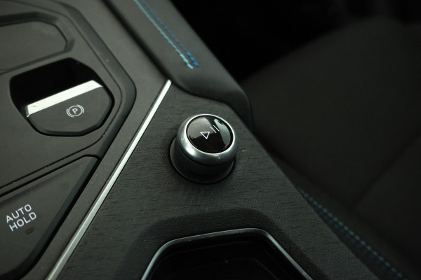 Lynk & Co 01 1.5 all black, navigatie, climate