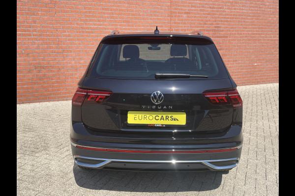 Volkswagen Tiguan 1.5 TSI 150pk DSG Elegance | Navigatie | Apple Carplay/Android Auto | Parkeersensoren | Camera | Adaptive Cruise Control | Stuur-en stoelverwarming | Matrix LED-koplampen | Virtual Cockpit | Getinte ramen | Climate Control | ErgoActive stoelen