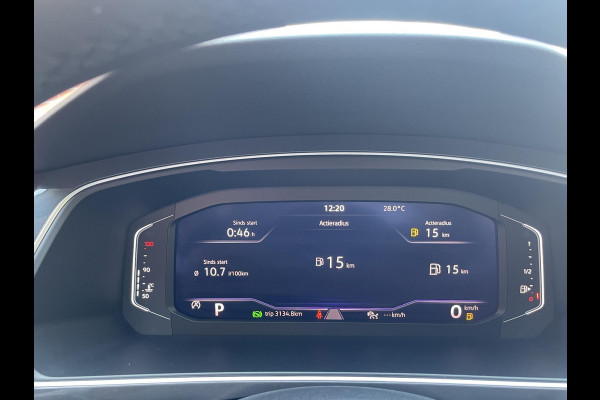 Volkswagen Tiguan 1.5 TSI 150pk DSG Elegance | Navigatie | Apple Carplay/Android Auto | Parkeersensoren | Camera | Adaptive Cruise Control | Stuur-en stoelverwarming | Matrix LED-koplampen | Virtual Cockpit | Getinte ramen | Climate Control | ErgoActive stoelen