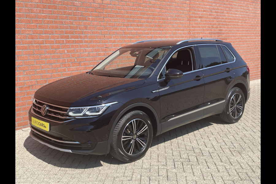 Volkswagen Tiguan 1.5 TSI 150pk DSG Elegance | Navigatie | Apple Carplay/Android Auto | Parkeersensoren | Camera | Adaptive Cruise Control | Stuur-en stoelverwarming | Matrix LED-koplampen | Virtual Cockpit | Getinte ramen | Climate Control | ErgoActive stoelen