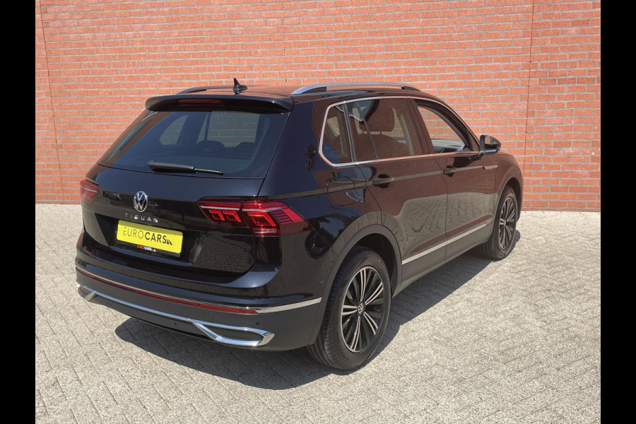 Volkswagen Tiguan 1.5 TSI 150pk DSG Elegance | Navigatie | Apple Carplay/Android Auto | Parkeersensoren | Camera | Adaptive Cruise Control | Stuur-en stoelverwarming | Matrix LED-koplampen | Virtual Cockpit | Getinte ramen | Climate Control | ErgoActive stoelen