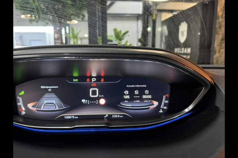 Peugeot 5008 1.6 e-THP GT-Line 7P Garantie Pano Memory Leder Blindspot StoelVW Elek Achterklep ACC Navi Clima Led Lane Rijklaar