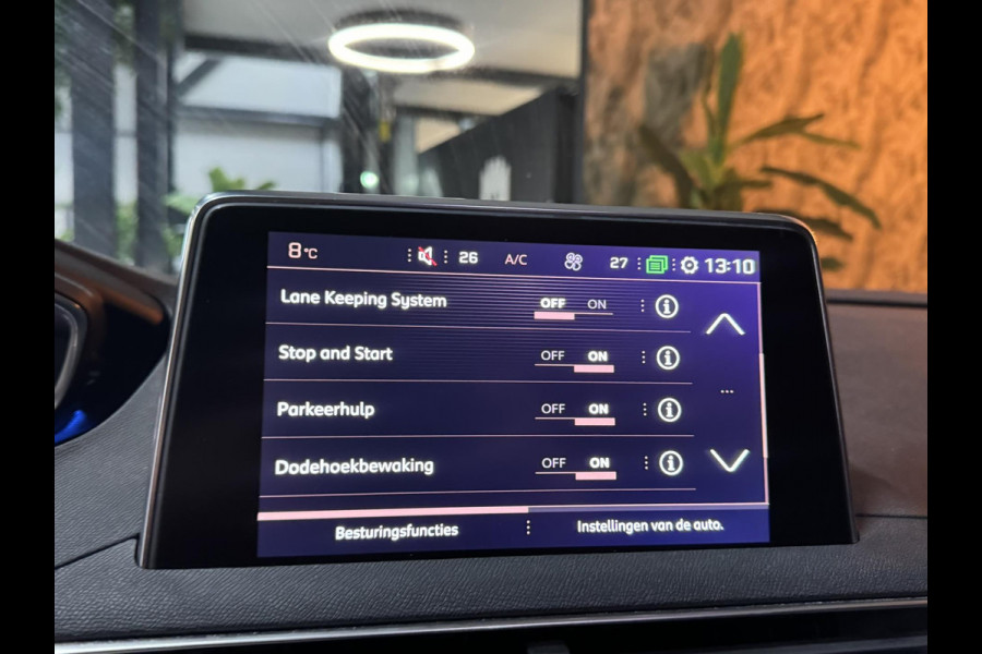 Peugeot 5008 1.6 e-THP GT-Line 7P Garantie Pano Memory Leder Blindspot StoelVW Elek Achterklep ACC Navi Clima Led Lane Rijklaar