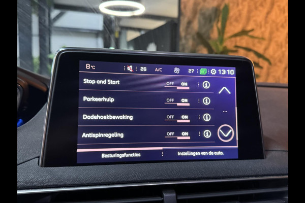 Peugeot 5008 1.6 e-THP GT-Line 7P Garantie Pano Memory Leder Blindspot StoelVW Elek Achterklep ACC Navi Clima Led Lane Rijklaar