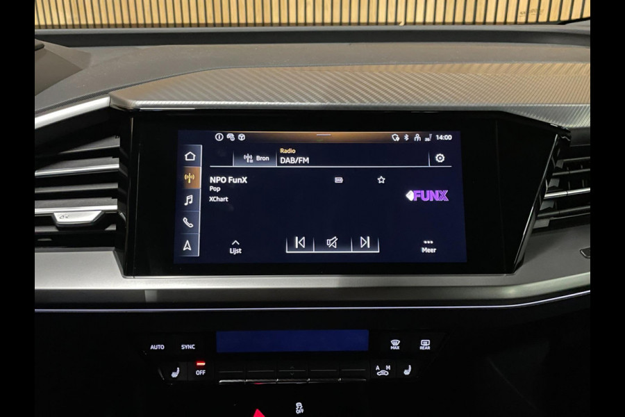 Audi Q4 e-tron 40 Advanced edition 77 kWh|TREKHAAK|ACC|APPLE CARPLAY|CAMERA|STOELVERW|NAVI|INCL BTW|NL-AUTO|1e EIG| NAP|