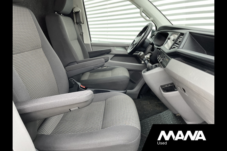 Volkswagen Transporter 2.0 TDI L2H1 Camera Cruise Trekhaak Voorruitverwarming
