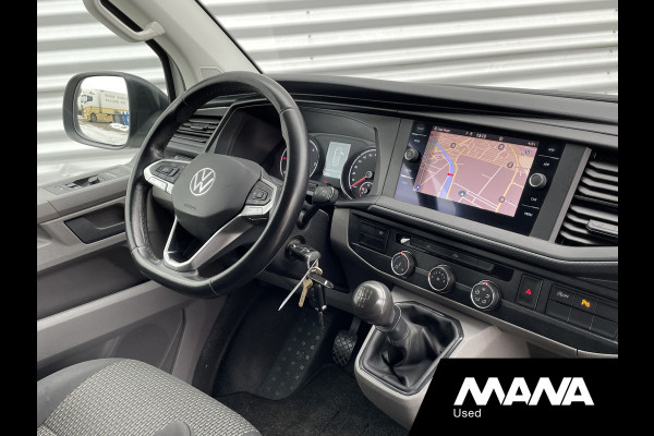 Volkswagen Transporter 2.0 TDI L2H1 Camera Cruise Trekhaak Voorruitverwarming