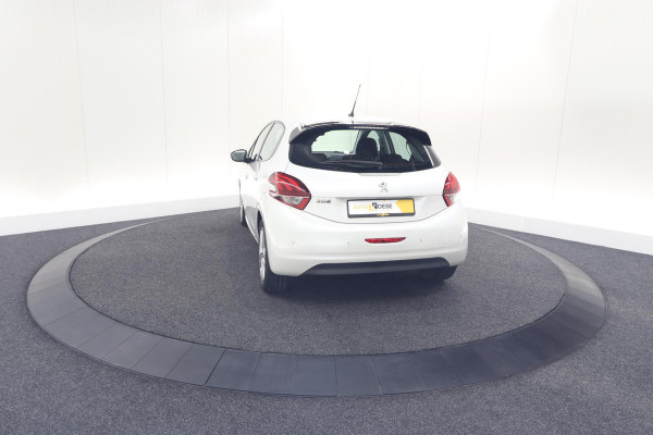 Peugeot 208 PureTech 82 Signature | Parkeersensoren | Apple CarPlay | Navigatie | Airco
