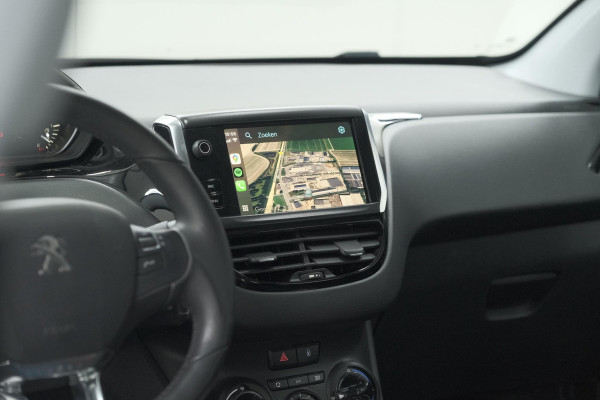 Peugeot 208 PureTech 82 Signature | Parkeersensoren | Apple CarPlay | Navigatie | Airco