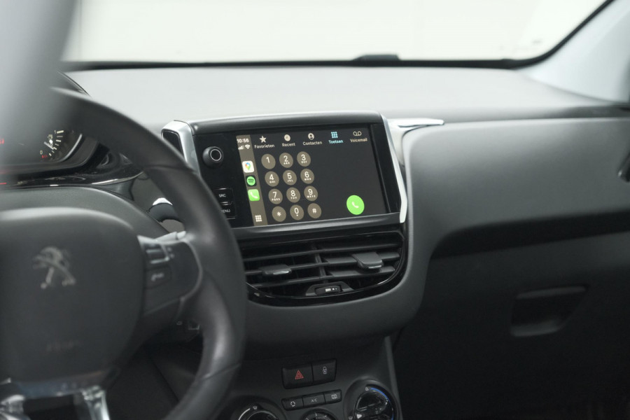 Peugeot 208 PureTech 82 Signature | Parkeersensoren | Apple CarPlay | Navigatie | Airco