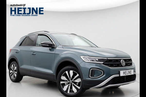 Volkswagen T-Roc TSI 115PK LIFE GOAL EDITION NAVI/CARPLAY/STOELVERWARMING
