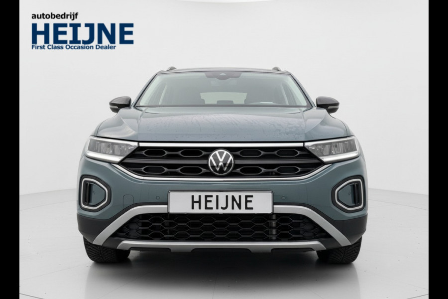Volkswagen T-Roc TSI 115PK LIFE GOAL EDITION NAVI/CARPLAY/STOELVERWARMING