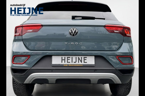 Volkswagen T-Roc TSI 115PK LIFE GOAL EDITION NAVI/CARPLAY/STOELVERWARMING