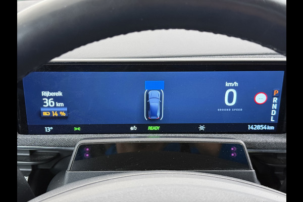 Ford Mustang Mach-E RWD 75kWh Leer (semi-)Autopilot PanoDak Trekhaak 360°Topview-Camera Adaptive-Cruise-Control Apple Carplay B&O®-Hifi 18" E DAB Lane-Assist Keyless-go Autonomous Emergency Braking ESP ASR Verkeersbordherkenning Vermoeidheidsherkenning Dodehoek-Detector 1e Eigenaar Origineel Nederlandse Auto Nieuwprijs €50.424
