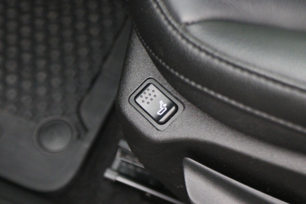 Jeep Compass 4xe 240 Plug-in Hybrid Electric S Leer, Virtual Cockpit, Camera, Stuur-/Stoelverw., Apple Carplay, ACC, 19"