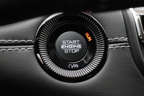 Jeep Compass 4xe 240 Plug-in Hybrid Electric S Leer, Virtual Cockpit, Camera, Stuur-/Stoelverw., Apple Carplay, ACC, 19"