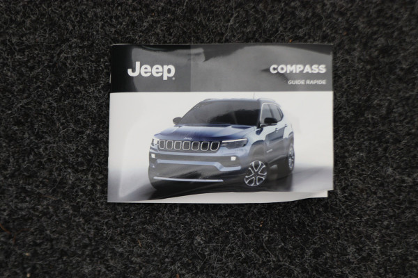 Jeep Compass 4xe 240 Plug-in Hybrid Electric S Leer, Virtual Cockpit, Camera, Stuur-/Stoelverw., Apple Carplay, ACC, 19"