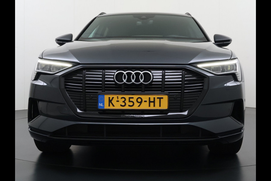 Audi e-tron 50 Quattro 71kWh SOH 90% Leder Camera Panoramadak Adap.Cruise Apple Carplay Android Auto Business Edition Plus Elek.Stoelen Memory Elek.Achterklep Stoelverwarming Led Lmv 21" Optiek-pakket zwart Origineel Nederlandse Auto