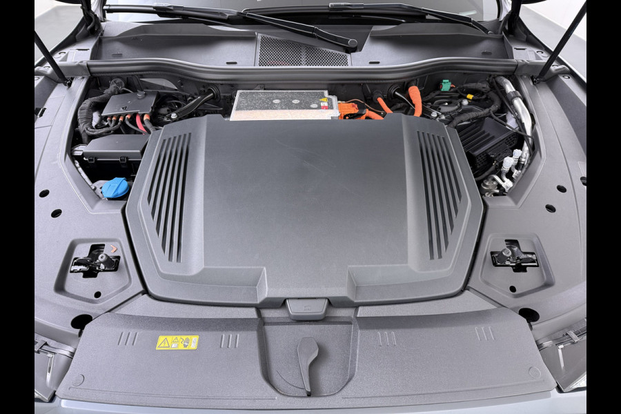 Audi e-tron 50 Quattro 71kWh SOH 90% Leder Camera Panoramadak Adap.Cruise Apple Carplay Android Auto Business Edition Plus Elek.Stoelen Memory Elek.Achterklep Stoelverwarming Led Lmv 21" Optiek-pakket zwart Origineel Nederlandse Auto