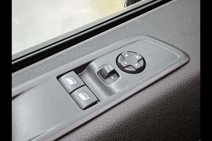 Opel Vivaro 2.0 CDTI L3H1 Dubbele Cabine Edition 6-zits Automaat Airco Navigatie Trekhaak