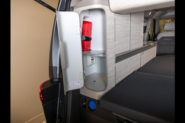 Volkswagen California Ocean eHybrid 4Motion / 245pk / Trekhaak /