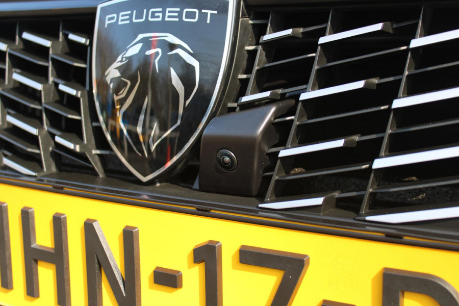 Peugeot 208 1.2 100PK ALLURE | CAMERA VOOR + ACHTER | KEYLESS ENTRY/START | DODEHOEK DETECTIE | NAVIGATIE | DRAADLOZE APPLE CARPLAY/ANDROID AUTO | PARKEERSENSOREN VOOR + ACHTER | ADAPTIVE CRUISE CONTROL | DAB+ RADIO | LED KOPLAMPEN |