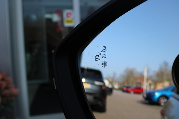 Peugeot 208 1.2 100PK ALLURE | CAMERA VOOR + ACHTER | KEYLESS ENTRY/START | DODEHOEK DETECTIE | NAVIGATIE | DRAADLOZE APPLE CARPLAY/ANDROID AUTO | PARKEERSENSOREN VOOR + ACHTER | ADAPTIVE CRUISE CONTROL | DAB+ RADIO | LED KOPLAMPEN |