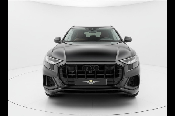 Audi Q8 55 TFSI quattro * S-line * Panoramadak * Dealer onderh. *