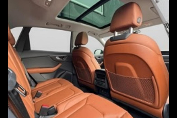 Audi Q8 55 TFSI quattro * S-line * Panoramadak * Dealer onderh. *