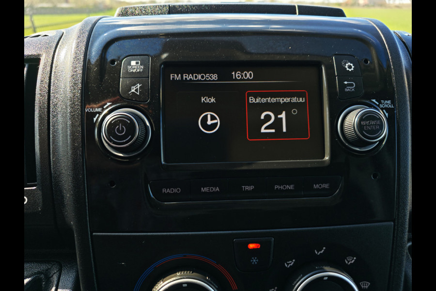 Opel Movano 2.2D 140 L2H2 3.5T - 140 Pk - Euro 6 - ParkeerCamera - Airco - Cruise Control