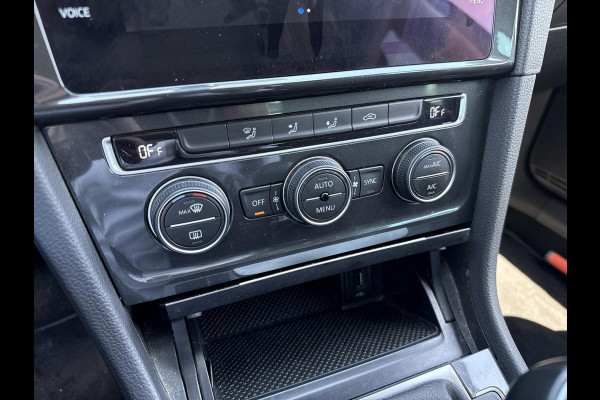 Volkswagen Golf 1.5 TSI Comfortline Business  | 130PK | adaptive cruise | trekhaak | Apple Carplay/Android Auto