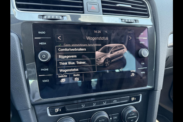 Volkswagen Golf 1.5 TSI Comfortline Business  | 130PK | adaptive cruise | trekhaak | Apple Carplay/Android Auto