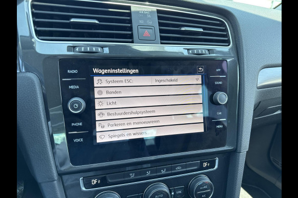 Volkswagen Golf 1.5 TSI Comfortline Business  | 130PK | adaptive cruise | trekhaak | Apple Carplay/Android Auto