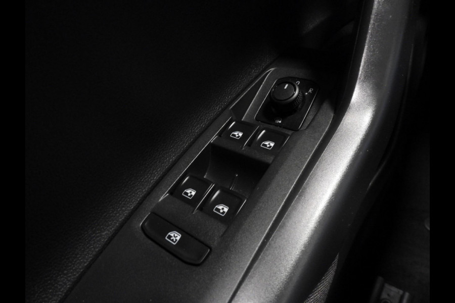 Volkswagen Polo 1.0 TSI Comfortline Business NAVI/CLIMA/CAMERA/17"LMV!