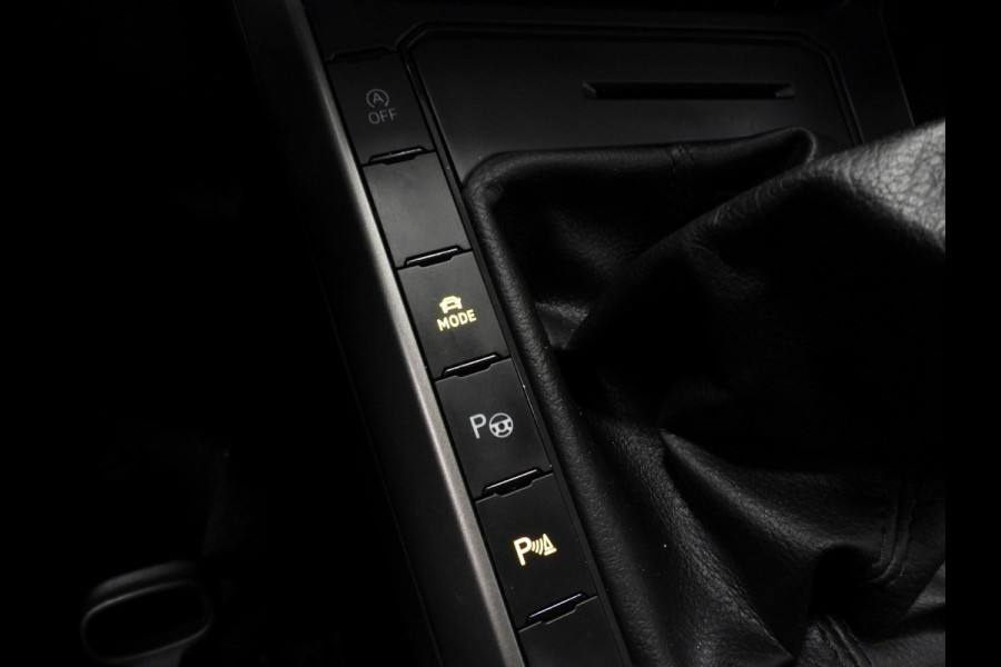 Volkswagen Polo 1.0 TSI Comfortline Business NAVI/CLIMA/CAMERA/17"LMV!