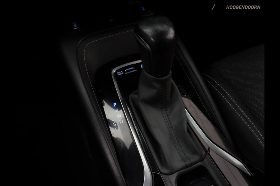 Toyota Corolla Touring Sports 2.0 Hybrid Business Plus Sport (LED VERLICHTING,KEYLESS,STOELVERWARMING,CAMERA,ADAPTIVE CRUISE)