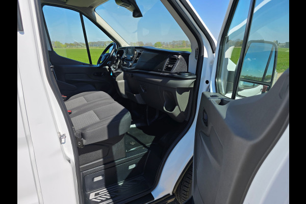 Ford Transit 350 2.0 TDCI L3H2 Trend - 130 Pk - Euro 6 - ParkeerCamera - Airco - Cruise Control